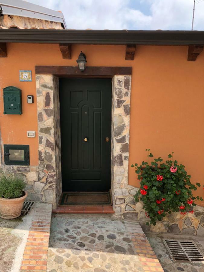 La Casetta Di Elena Lamezia Terme Eksteriør bilde